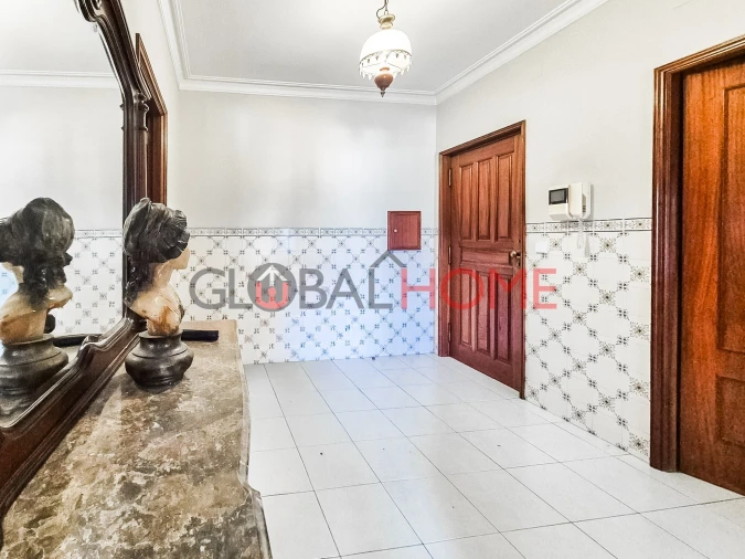 Apartamento T2 para Venda em Fânzeres e São Pedro da Cova Foto 5