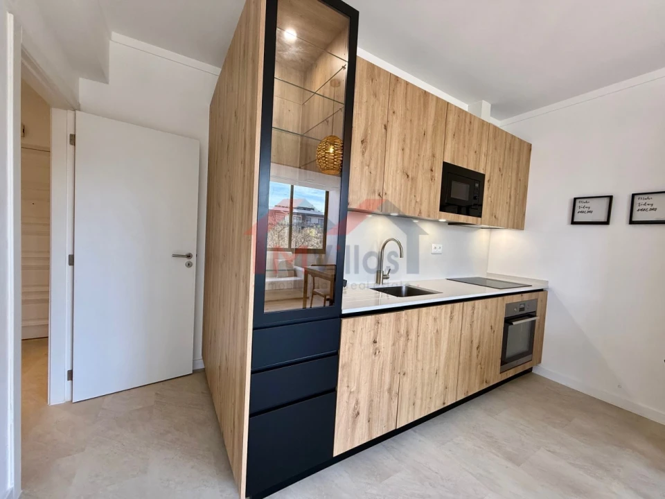 Apartamento T2 para Venda em Quarteira Foto 6