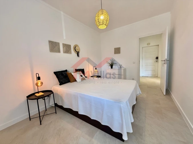 Apartamento T2 para Venda em Quarteira Foto 9