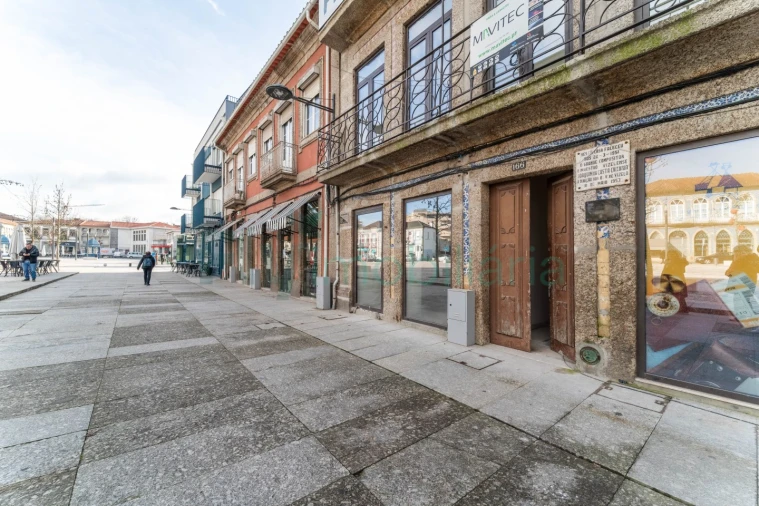 Loja para Arrendamento em Caldas de Vizela (São Miguel e São João) Foto 3