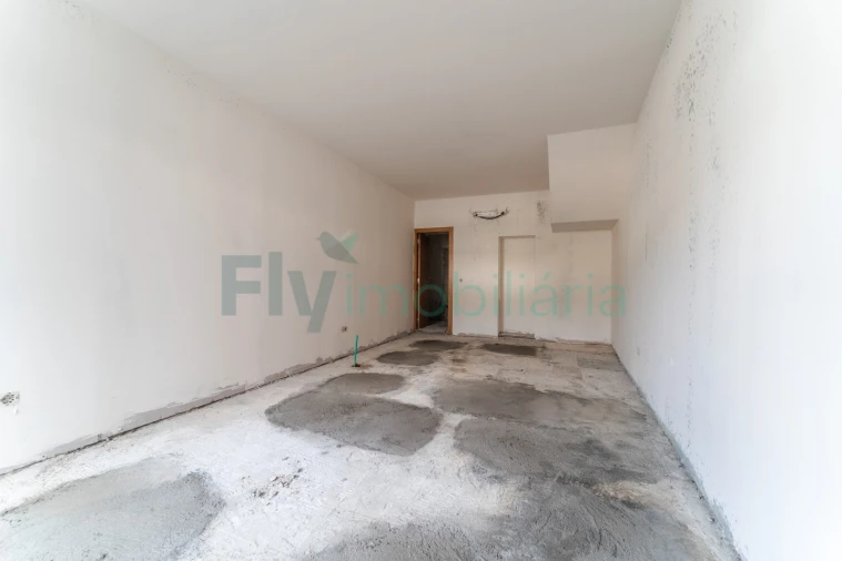 Loja para Arrendamento em Caldas de Vizela (São Miguel e São João) Foto 8