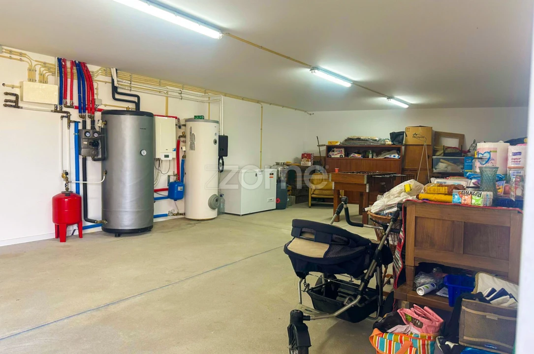 Moradia T4 para Venda em Paranhos Foto 42