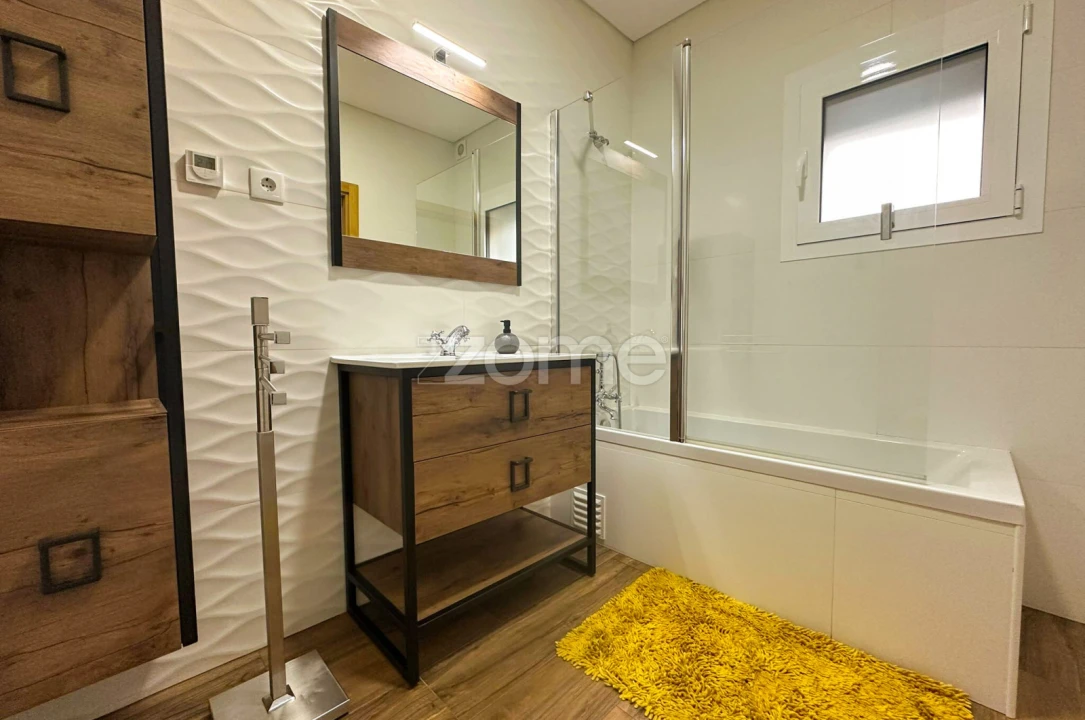 Moradia T4 para Venda em Paranhos Foto 27