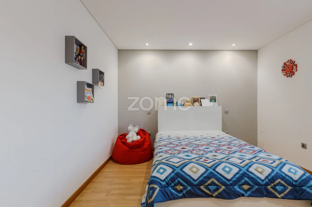 Moradia T4 para Venda em Esmeriz e Cabeçudos Foto 21