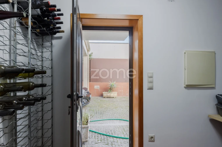 Moradia T4 para Venda em Esmeriz e Cabeçudos Foto 9