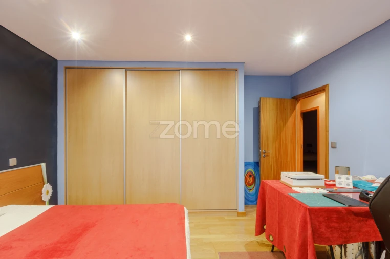 Moradia T4 para Venda em Esmeriz e Cabeçudos Foto 32