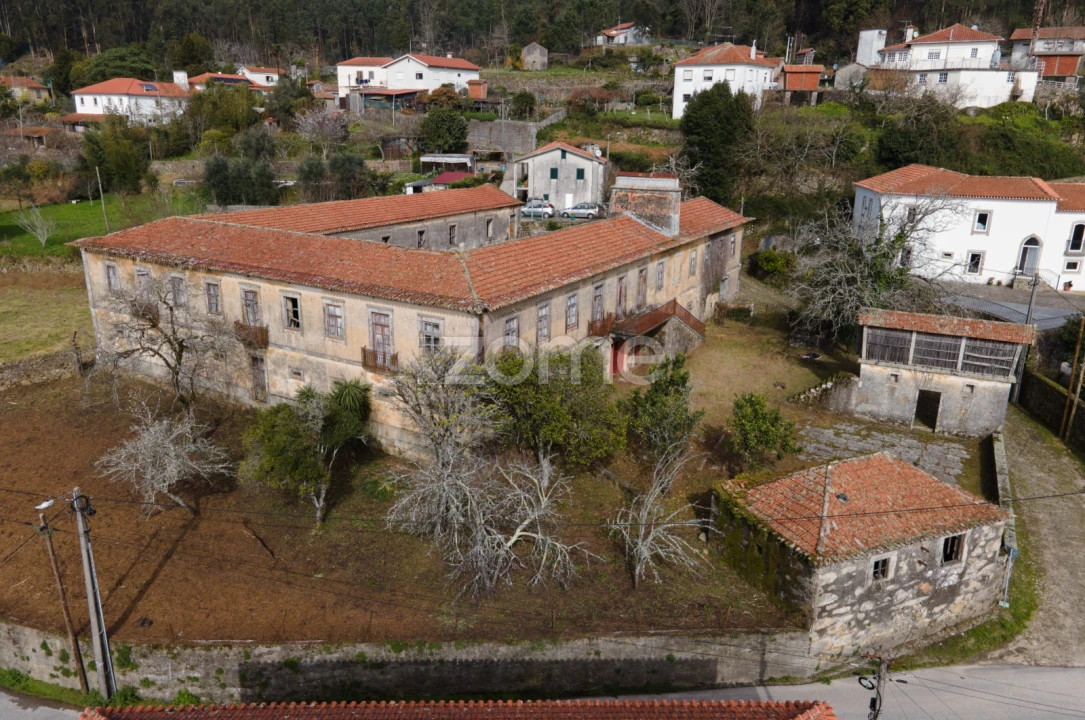 Prédio para Venda em Romariz Foto 3