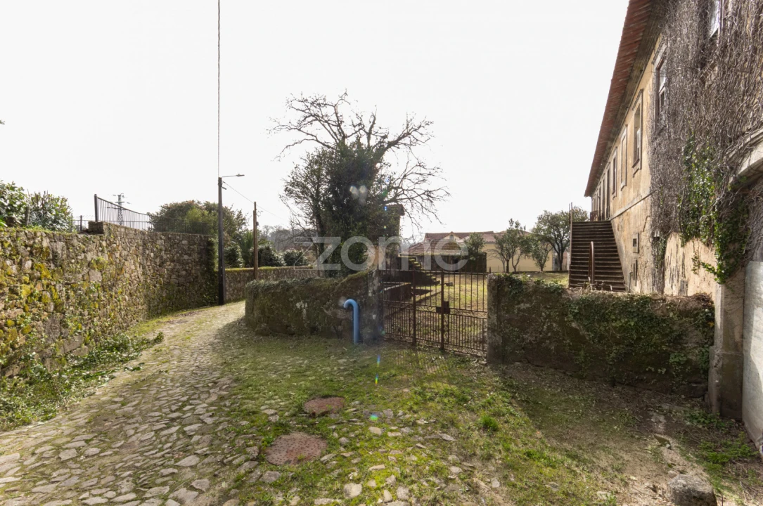 Prédio para Venda em Romariz Foto 8