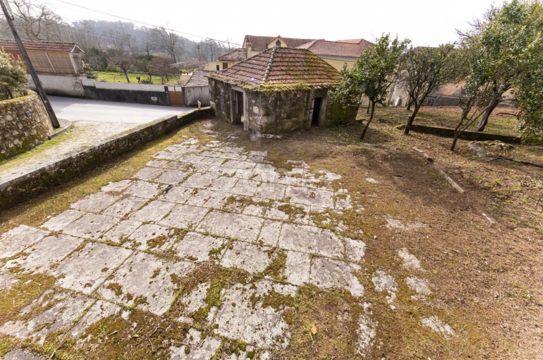 Prédio para Venda em Romariz Foto 12