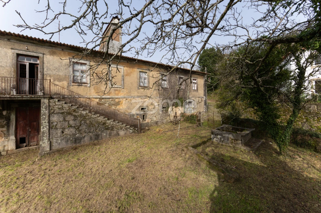 Prédio para Venda em Romariz Foto 13