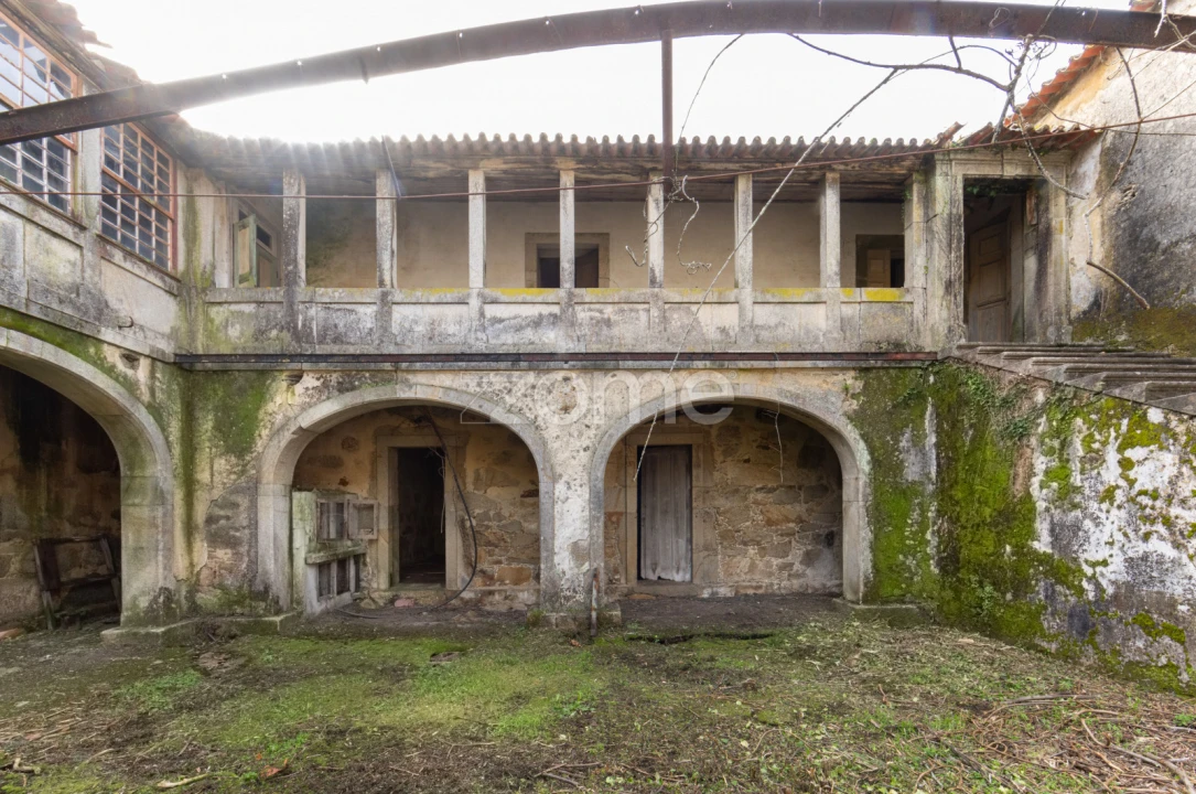 Prédio para Venda em Romariz Foto 23