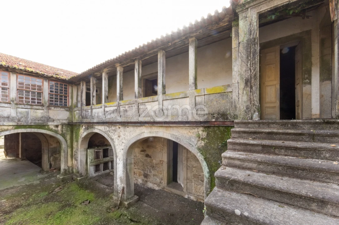 Prédio para Venda em Romariz Foto 24