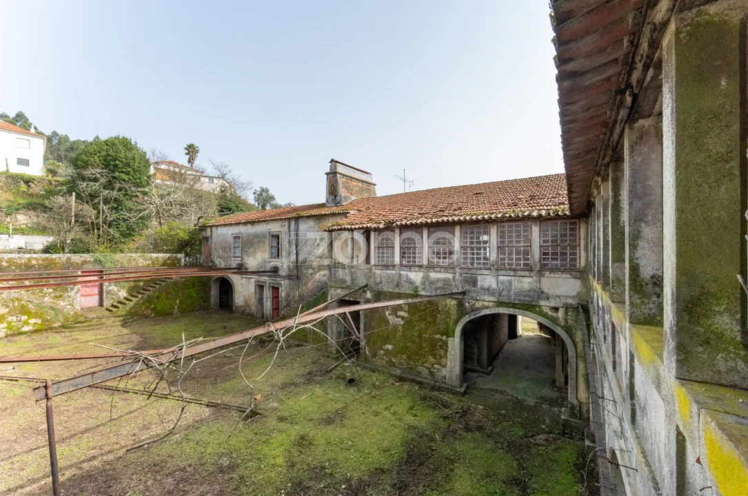 Prédio para Venda em Romariz Foto 27