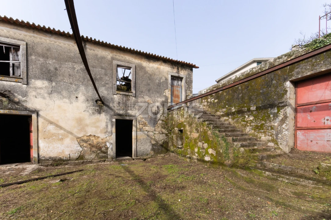 Prédio para Venda em Romariz Foto 33