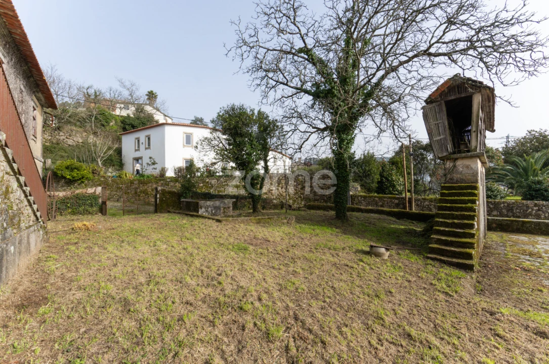 Prédio para Venda em Romariz Foto 60