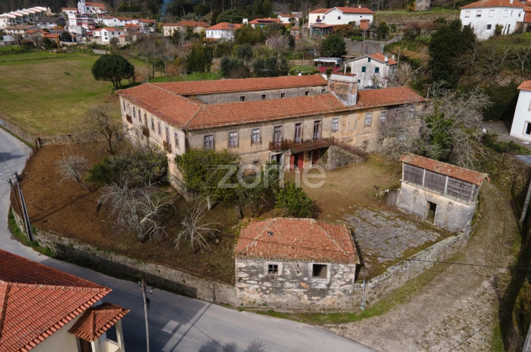Prédio para Venda em Romariz Foto 2