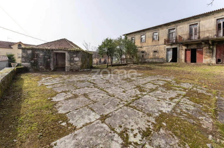 Prédio para Venda em Romariz Foto 15