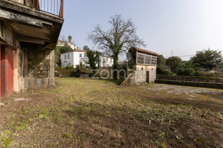 Prédio para Venda em Romariz Foto 19