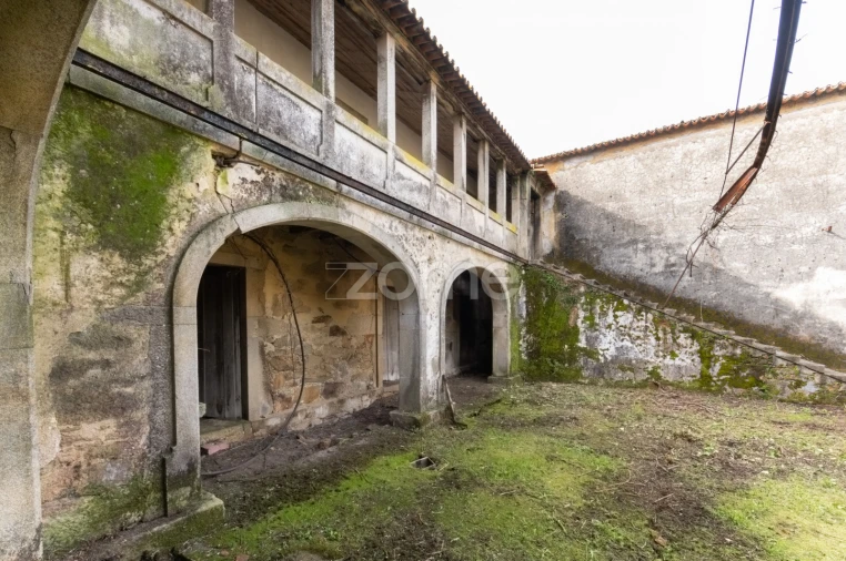 Prédio para Venda em Romariz Foto 21
