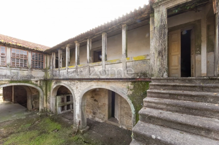 Prédio para Venda em Romariz Foto 24