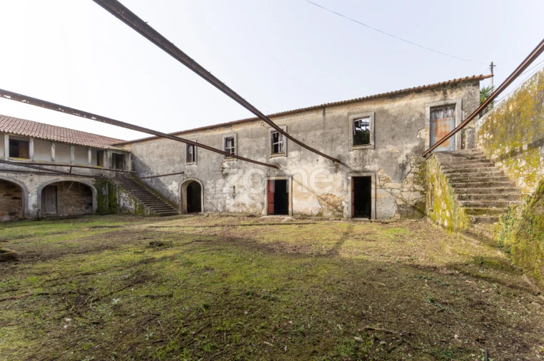 Prédio para Venda em Romariz Foto 37