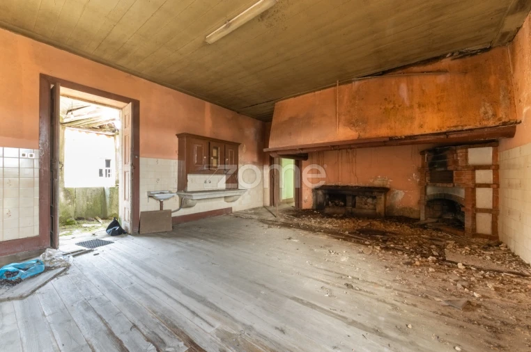 Prédio para Venda em Romariz Foto 41