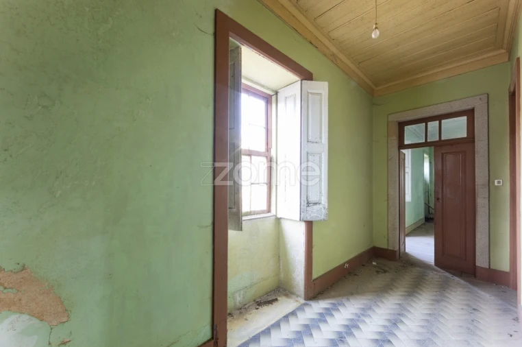 Prédio para Venda em Romariz Foto 46