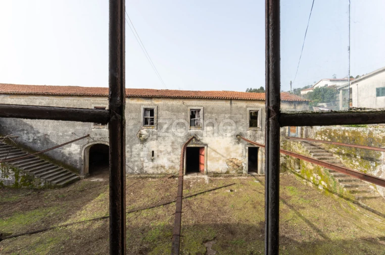 Prédio para Venda em Romariz Foto 47