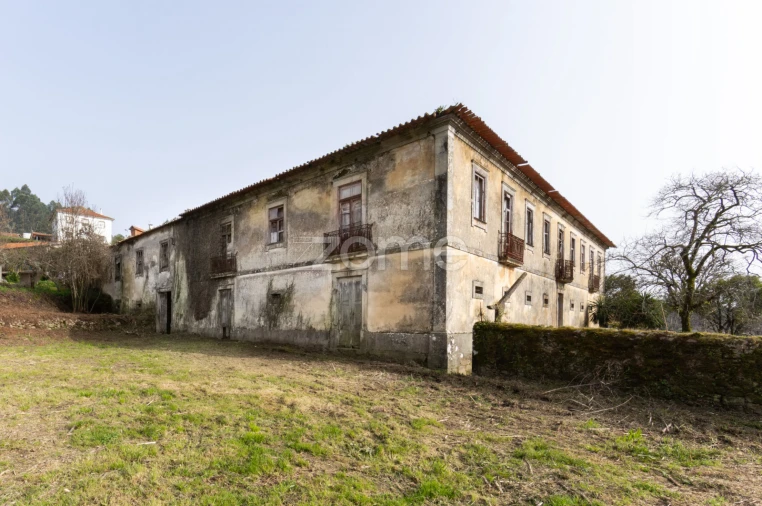 Prédio para Venda em Romariz Foto 54
