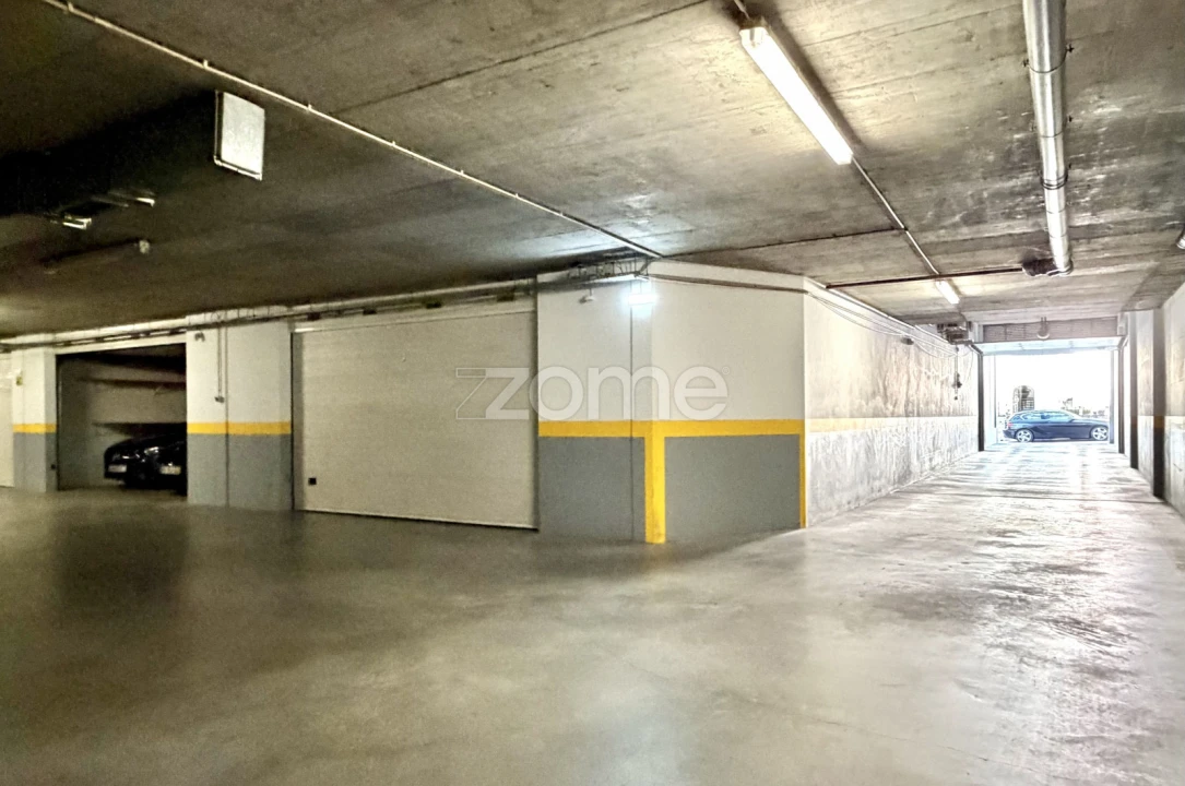 Apartamento T4 para Venda em Alcobaça e Vestiaria Foto 32