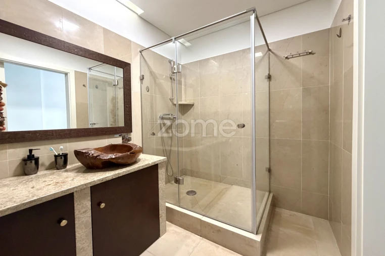 Apartamento T4 para Venda em Alcobaça e Vestiaria Foto 24