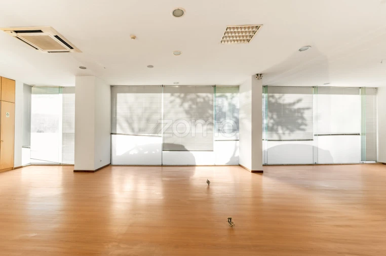 Negócio para Venda em Valongo Foto 10