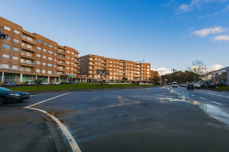 Negócio para Venda em Valongo Foto 14