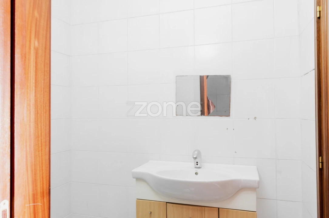 Negócio para Venda em Valongo Foto 7