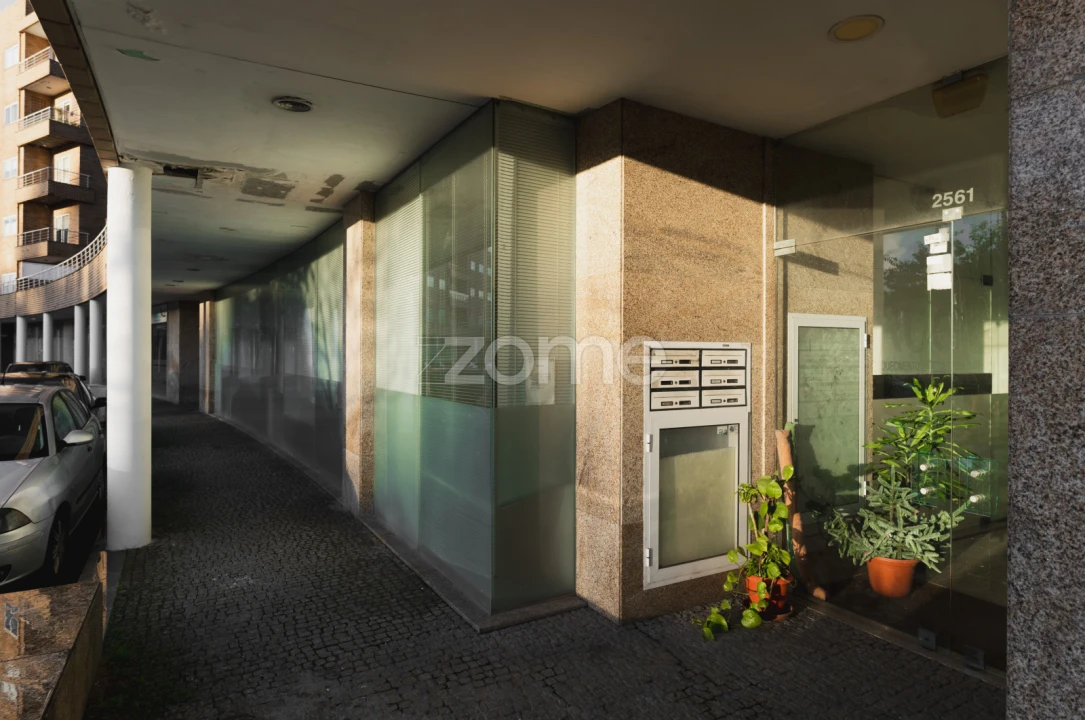 Negócio para Venda em Valongo Foto 12