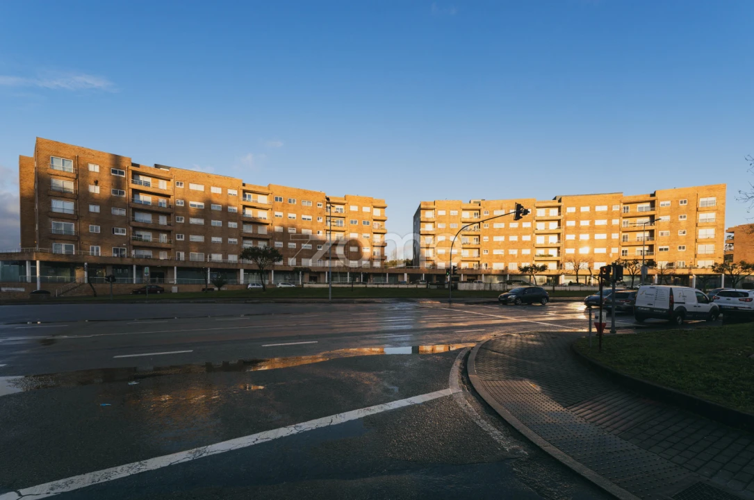 Negócio para Venda em Valongo Foto 13