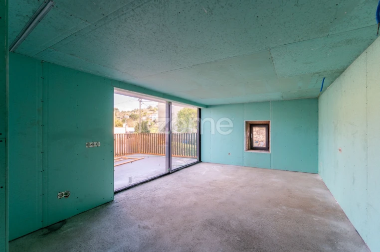 Moradia T4 para Venda em Venade e Azevedo Foto 5