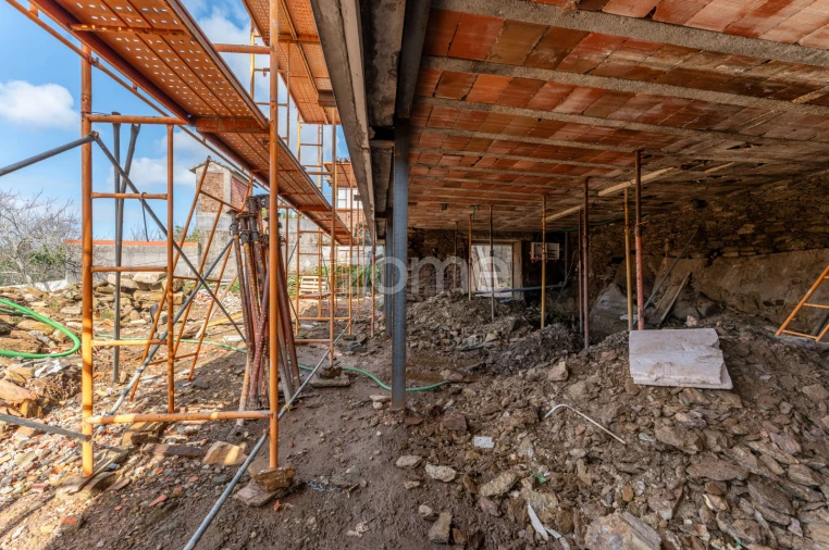 Moradia T4 para Venda em Venade e Azevedo Foto 16