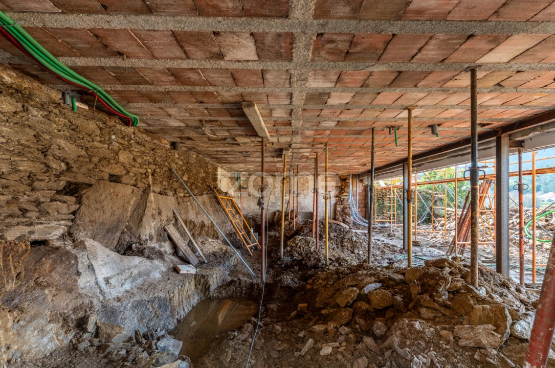 Moradia T4 para Venda em Venade e Azevedo Foto 18