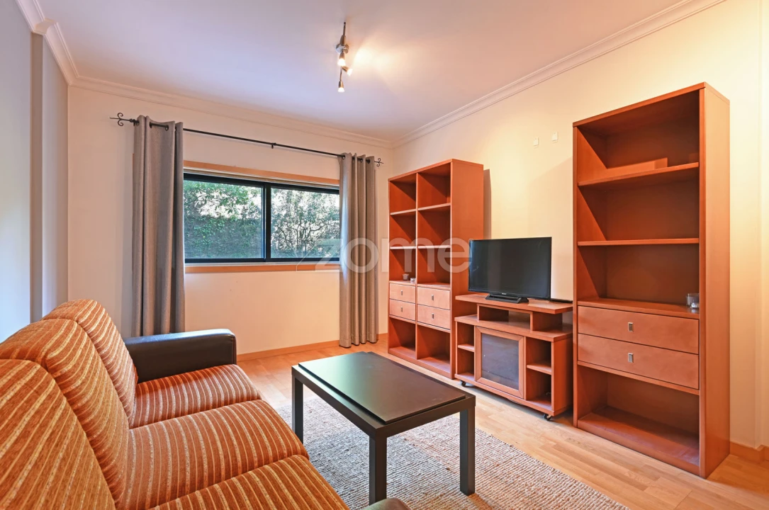 Apartamento T2 para Arrendamento em Lordelo do Ouro e Massarelos Foto 19