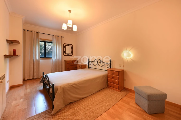 Apartamento T2 para Arrendamento em Lordelo do Ouro e Massarelos Foto 4