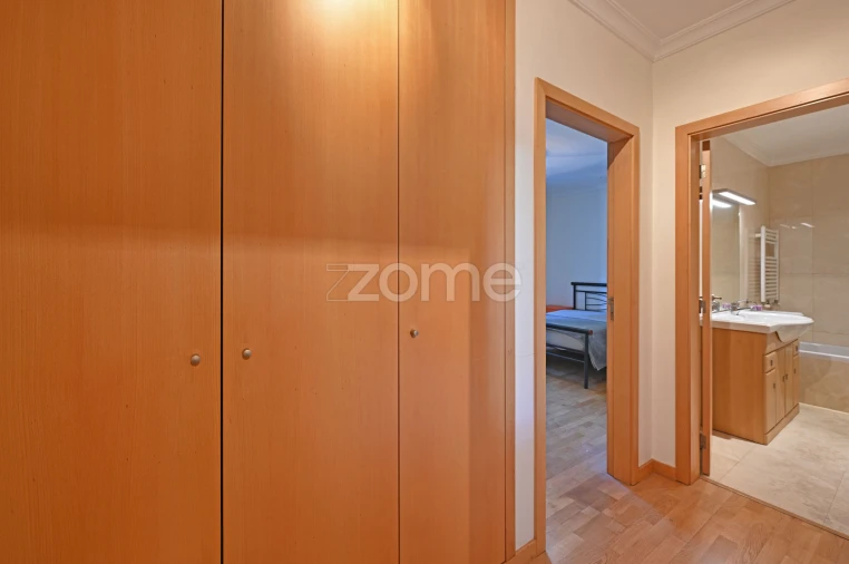 Apartamento T2 para Arrendamento em Lordelo do Ouro e Massarelos Foto 7