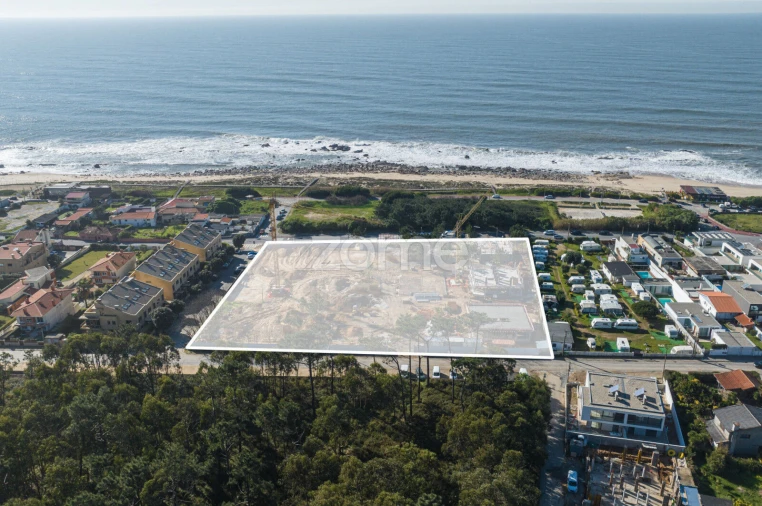 Moradia T4 para Venda em Madalena Foto 9