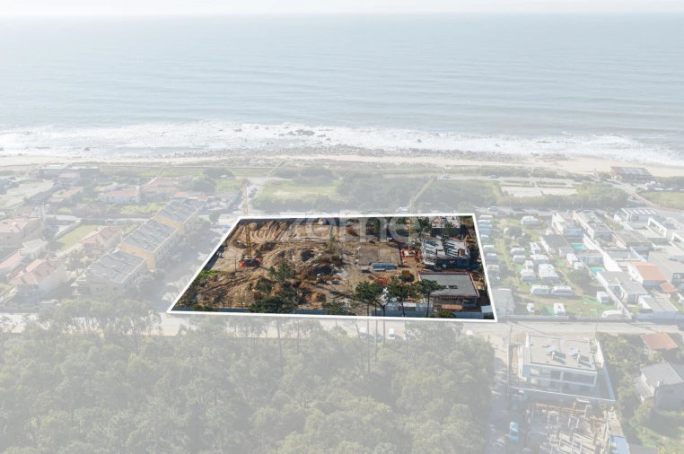 Moradia T4 para Venda em Madalena Foto 10