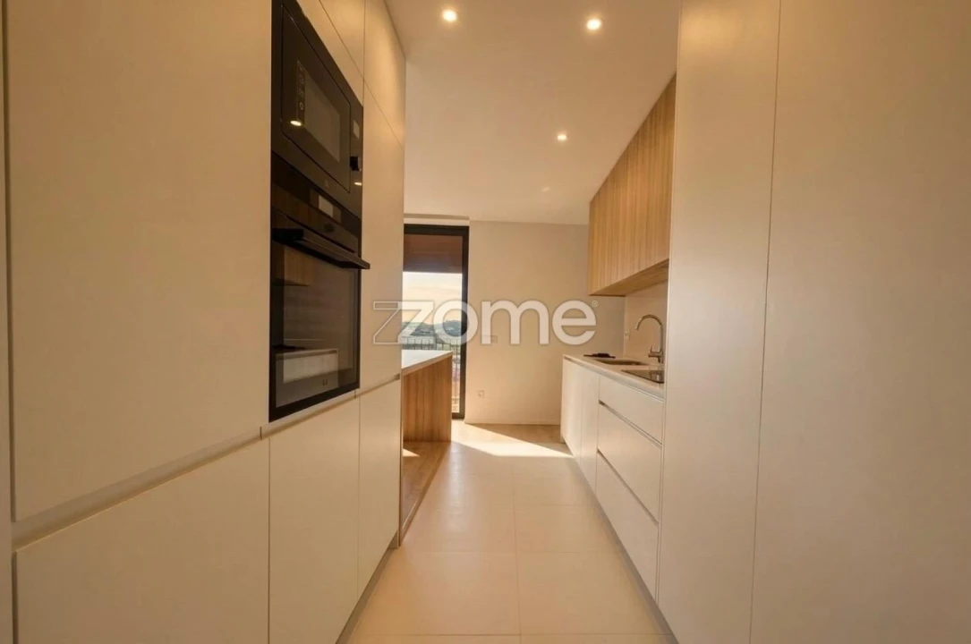 Apartamento T3 para Venda em Ferreiros e Gondizalves Foto 13