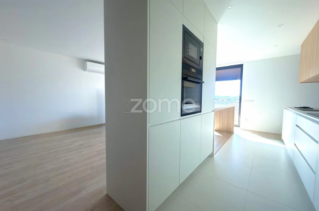 Apartamento T3 para Venda em Ferreiros e Gondizalves Foto 10