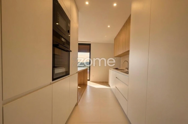 Apartamento T3 para Venda em Ferreiros e Gondizalves Foto 13