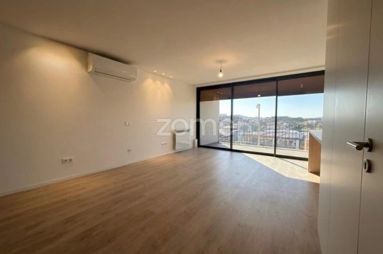 Apartamento T3 para Venda em Ferreiros e Gondizalves Foto 26