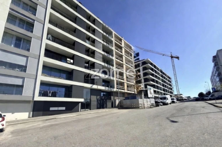 Apartamento T3 para Venda em Ferreiros e Gondizalves Foto 2