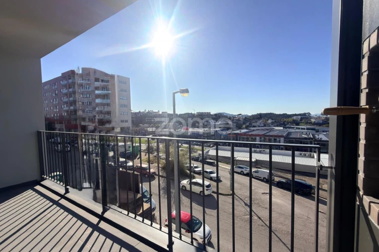 Apartamento T3 para Venda em Ferreiros e Gondizalves Foto 21